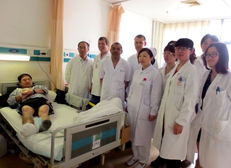 Mai : Stage en Chine à Shanghai, les stages pratiques le matin à l’Hôpital.